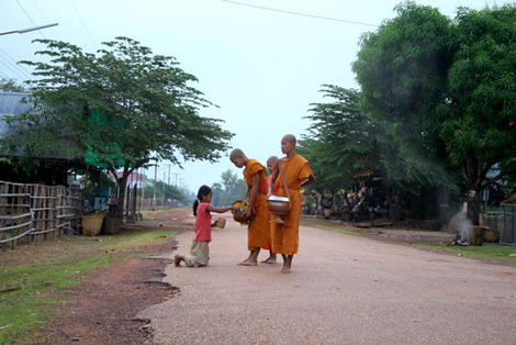 Của Mình – Của Người